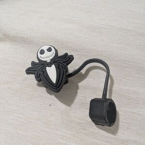 🎀$5  Black and White Character Straw Charm